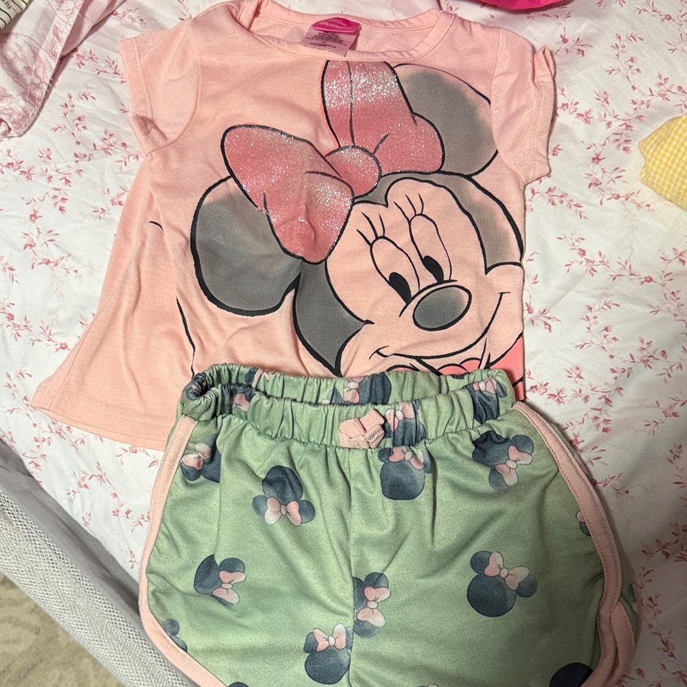 Disney Minnie Mouse Pink and Green shorts outfit